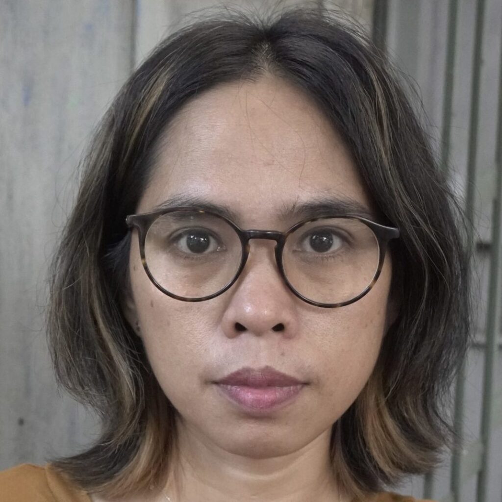 Headshot of Bopha Phorn