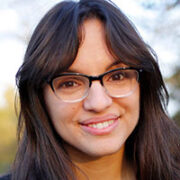 Headshot of Mónica Guzmán