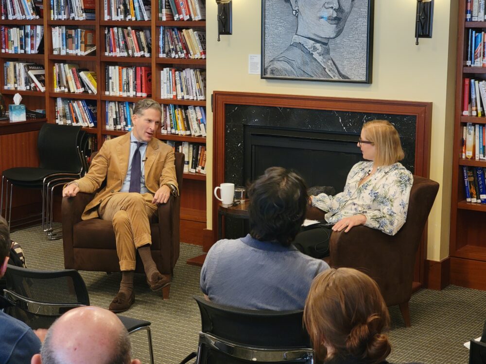 Harvard Law School professor Noah Feldman and Nieman Foundation Curator Ann Marie Lipinski