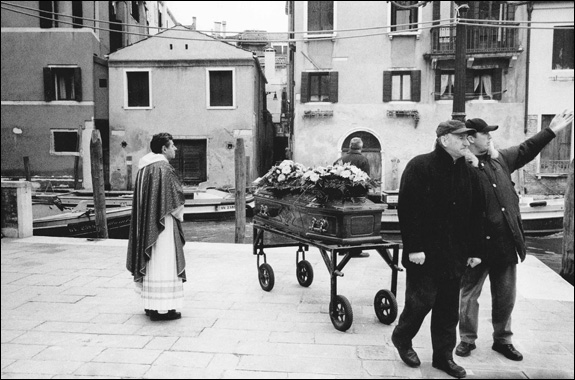 Funeral, San Zanipolo. Photo by © Frank Van Riper.