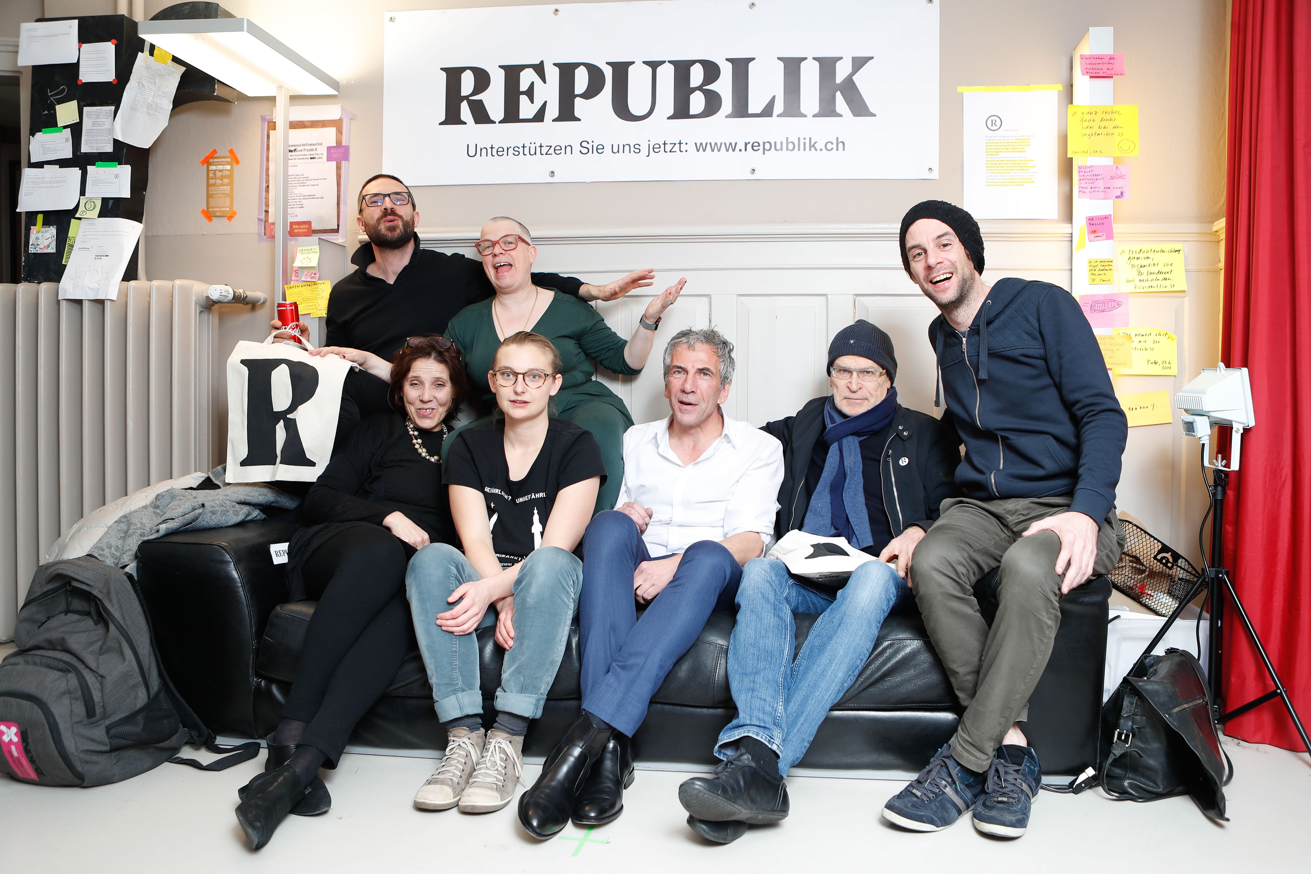 The six founding members of Republik, pictured in January 2018 on the
German-language publication’s launch day. The team—from left, Laurent Brust, Susanne Sugimoto, Nadja Schnetzler, Clara Vuillemin, Constantin Seibt, and Christof Moser—is joined by German investigative journalist Günter Wallraff, second from right