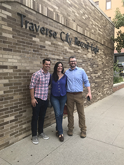 Dustin Dwyer (NF &rsquo;18), Laura N. Pérez Sánchez (NF &rsquo;19) and Nathan Payne (NF &rsquo;19) at the journalism training workshop for local journalists in Michigan