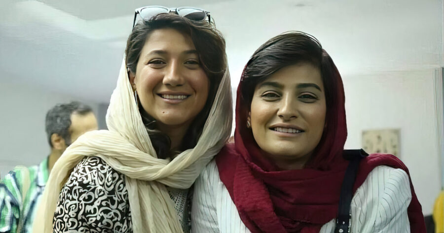 Iranian journalists Niloofar Hamedi and Elahe Mohammadi standing together